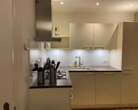 Tussen Tulp & Zee Lägenhet