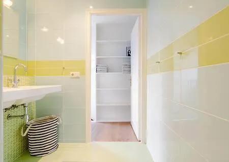 公寓 Tussen Tulp & Zee