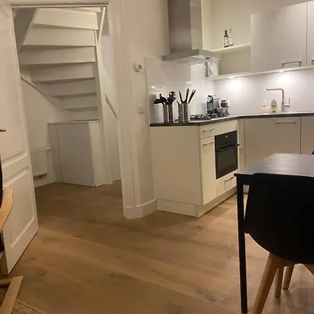 Tussen Tulp & Zee 公寓 *